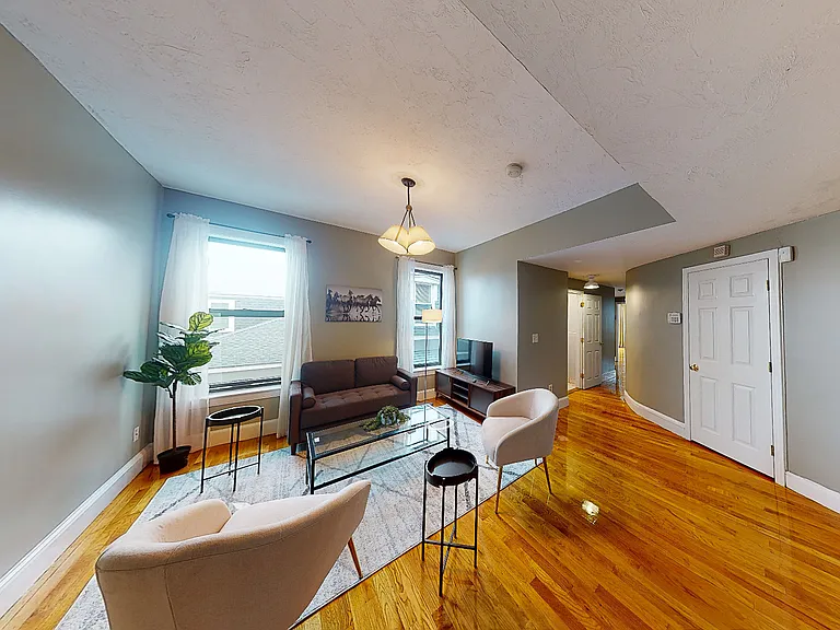 17 Highgate St #8 — Photo 1