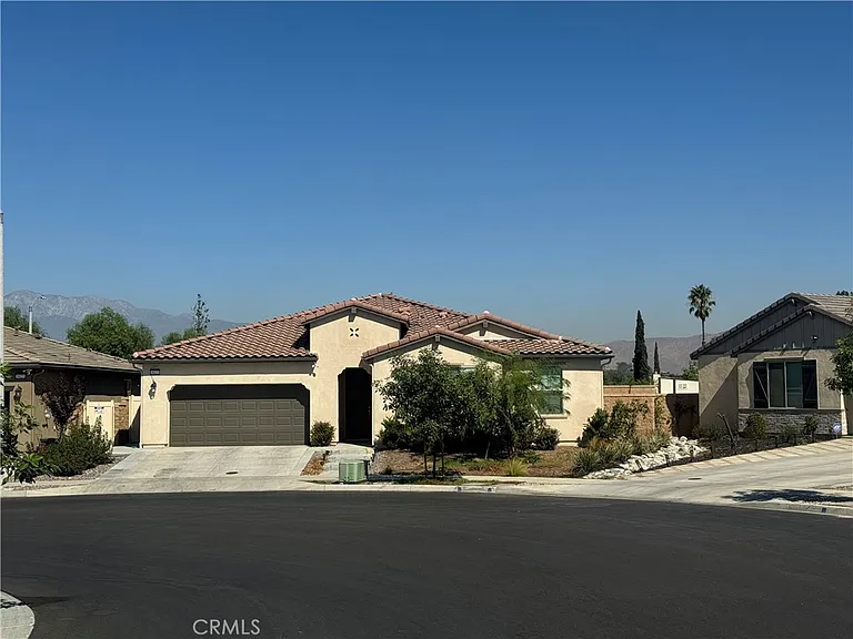 9413 Venetian Way — Photo 2