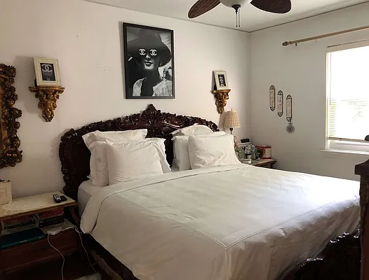 Sold by Julia Shildkret Real Estate Group | media 7