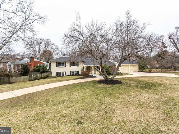 4th image of 6616 Melrose Dr