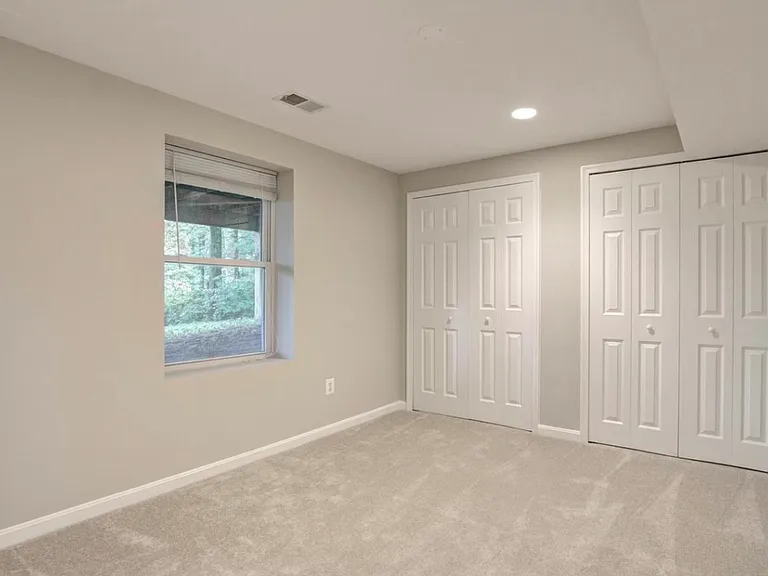 9374 Tartan View Dr — Photo 3