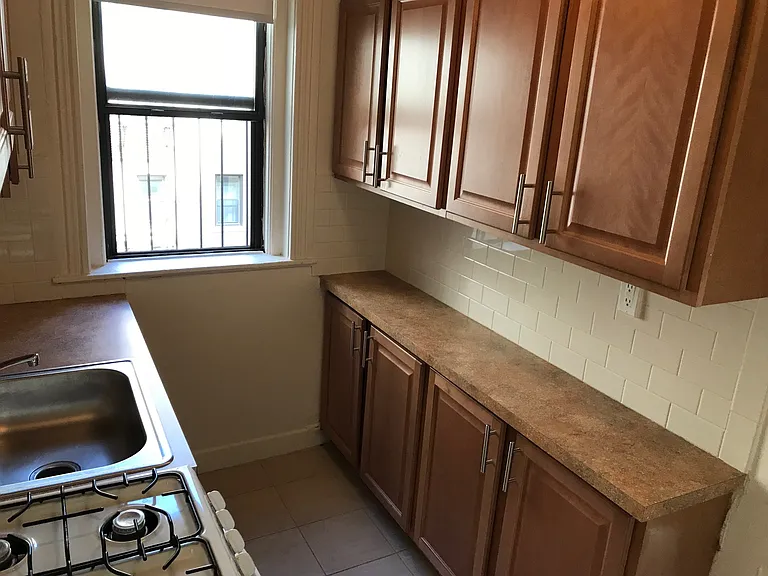 1170 Commonwealth Ave #1 — Photo 10