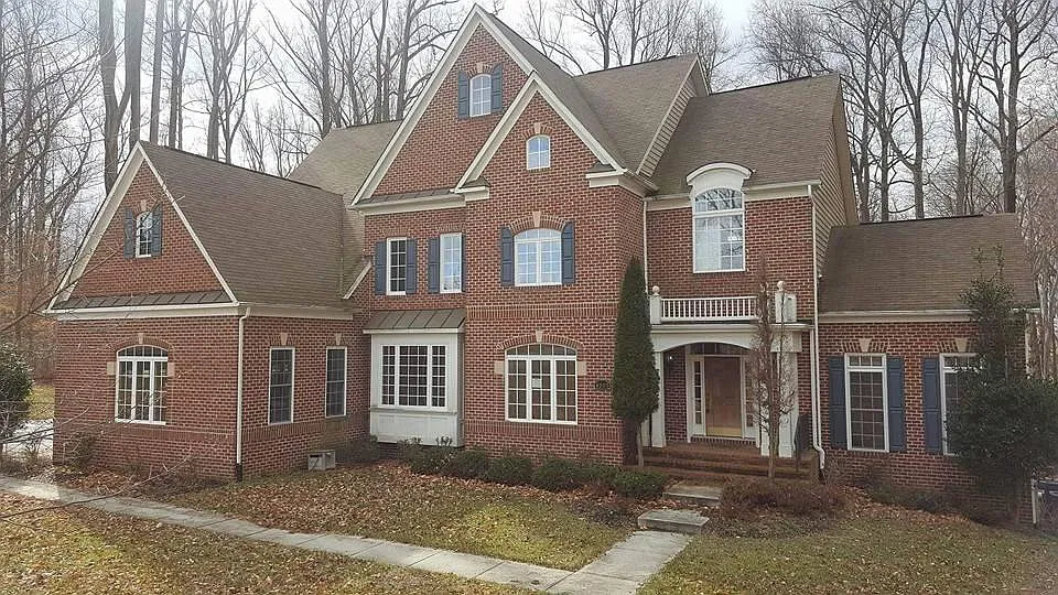 1 bed, 10000 sqft, $1,350 — Photo 3