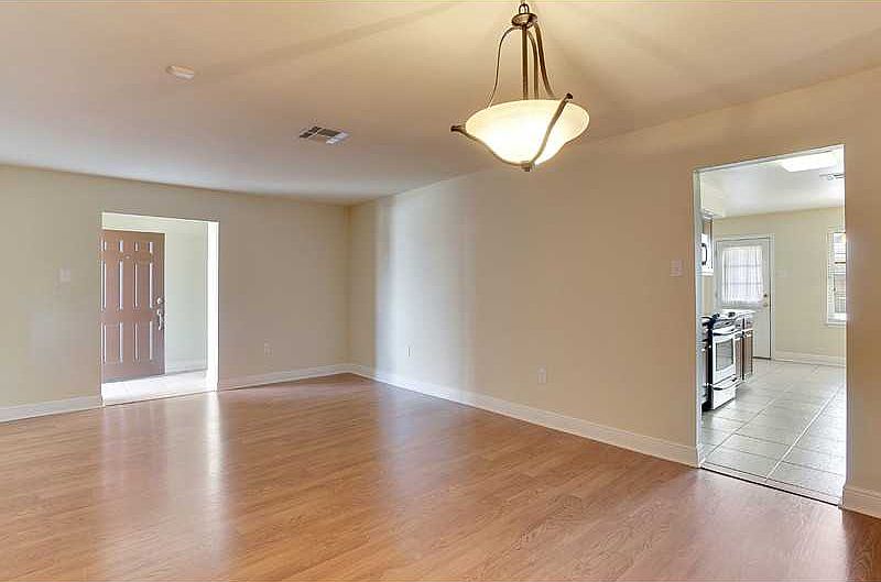 1st image of 5800 Louis Prima Dr E