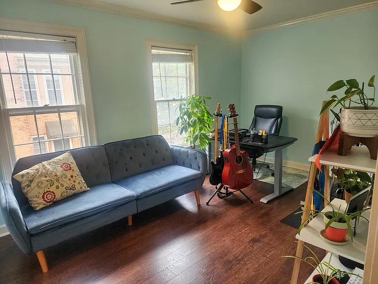 2nd bedroom other angle