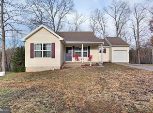 140 Raft Ct, Inwood, WV 25428