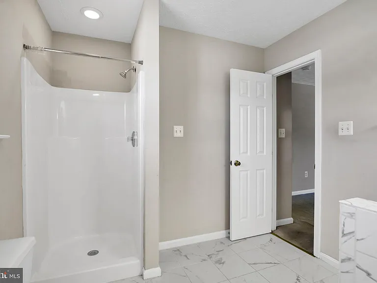 10886 Moore St — Photo 29