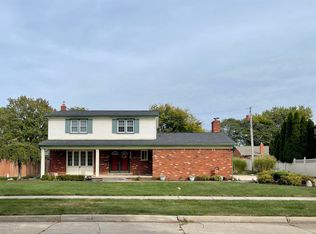 31920 Claeys Dr, Warren, MI 48093