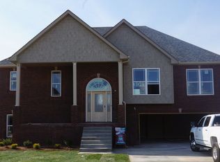 1740 Spring Haven Dr, Clarksville, TN 37042