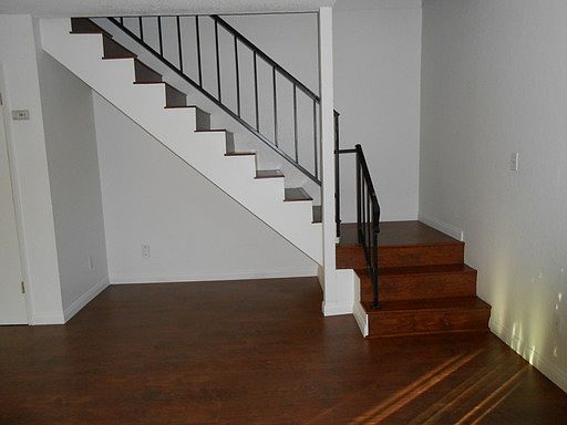 5th image of 219 S Cypress St APT 3