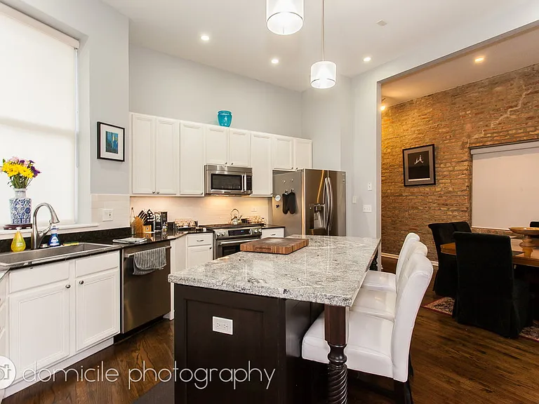 2113 W Washington Blvd #1 — Photo 3