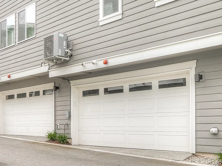 23804 SE 45th Pl — Photo 17