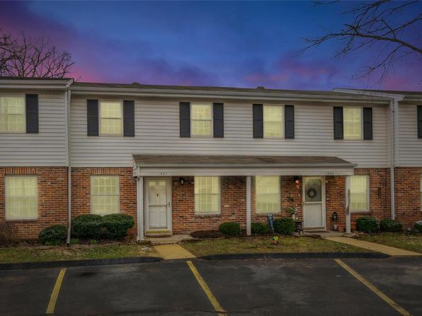 1432 Vadera Ct, Fenton, MO 63026