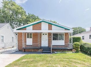 32000 Saint Margaret St, Saint Clair Shores, MI 48082