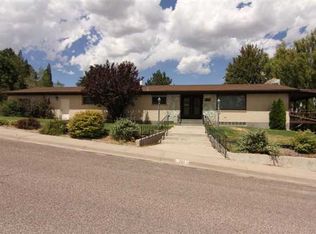261 Valleyview Dr, Pocatello, ID 83204