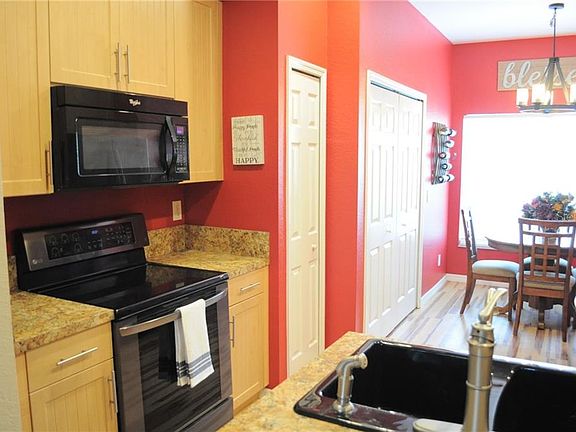 3rd image of 10969 Winter Crest Dr