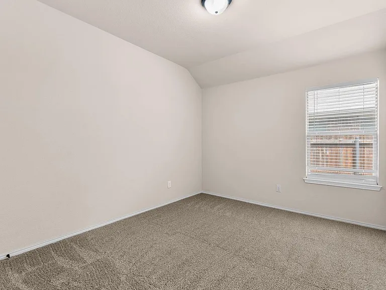 2120 Blakely Ct — Photo 21