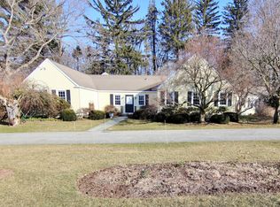 35 Very Merry Rd, Stamford, CT 06903