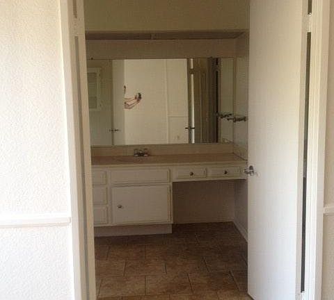 Master Bedroom Bathroom