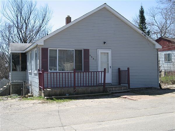 Front of House 4581