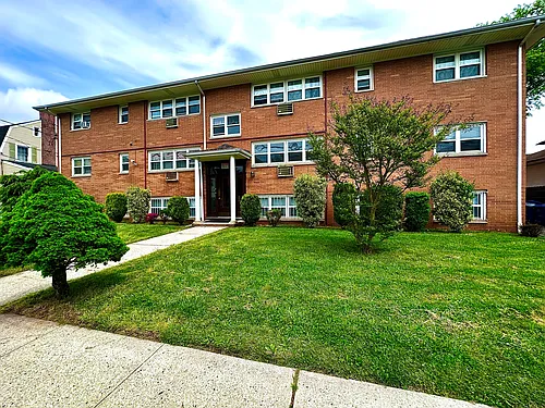745-751 Hazard Pl #2C Photo 1 745-751 Hazard Pl #2C Photo 1