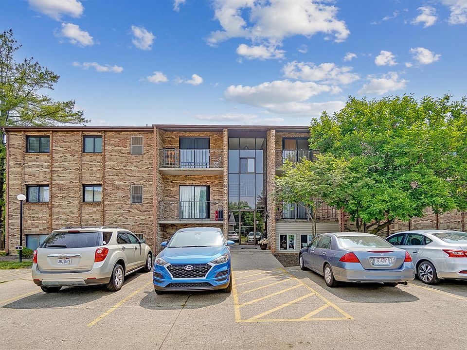1st image of 4999 Mercedes Dr APT 6