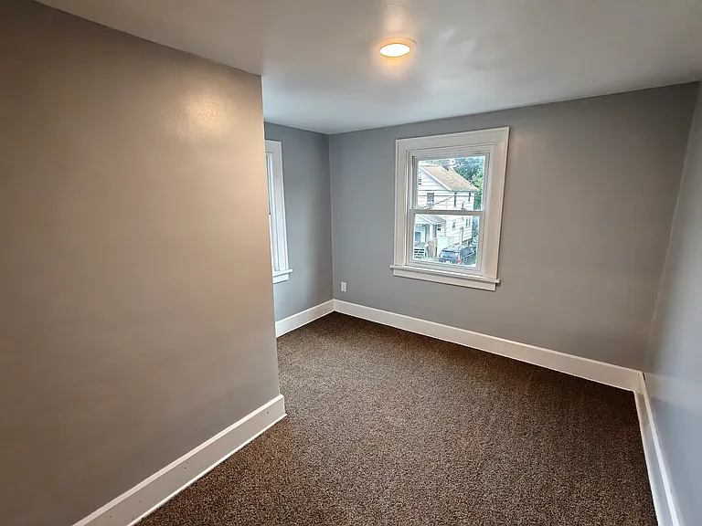 143 Brighton Dr — Photo 20