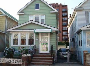 5822 41st Dr, Flushing, NY 11377