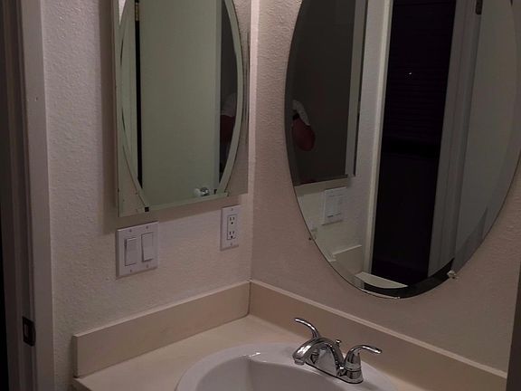 5th image of 27619 Nugget Dr APT 1