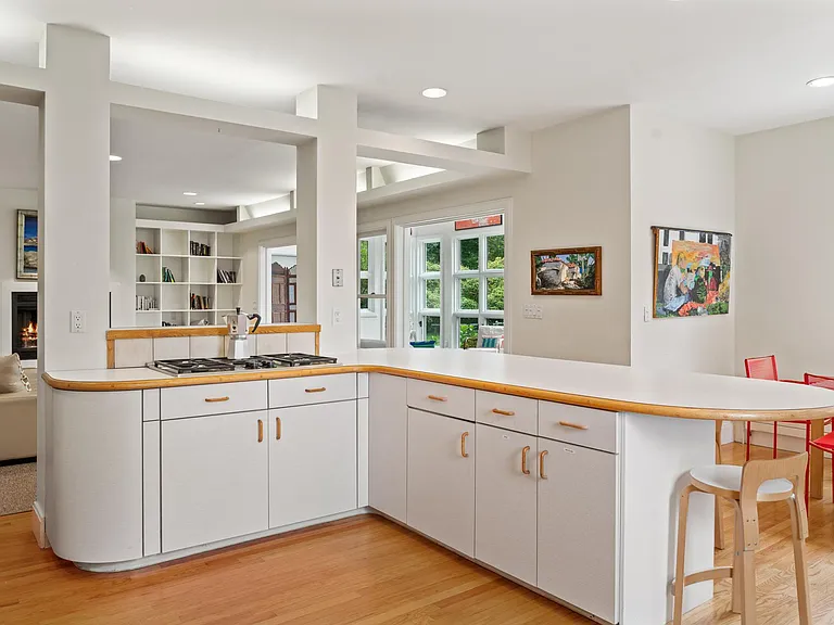 175 Ruggles Ave #1 — Photo 6