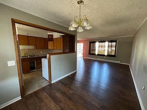 3rd image of 1402 Haupt Ave #1402