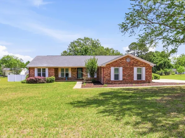 1851 Winery Way, Tallahassee, FL 32317