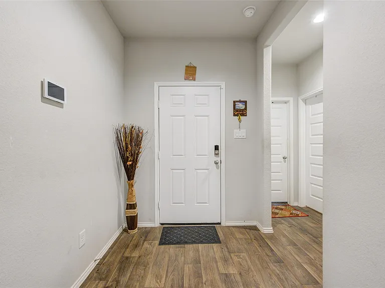 1615 Goose Island Ln — Photo 38
