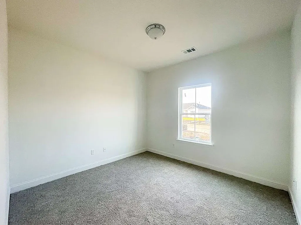 Building Photo - 781 Meloney Dr