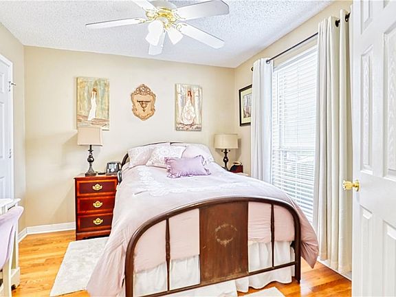 3rd image of 3256 Timberlane Way Dr APT 103