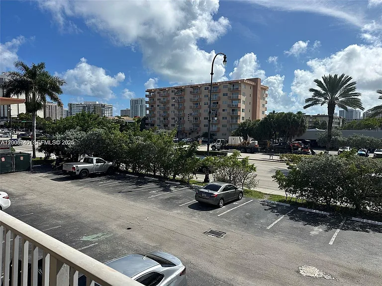 26 Diplomat Pkwy #2314 — Photo 15