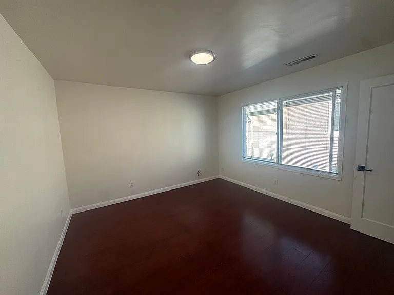 12450 San Pablo Ave #B — Photo 4