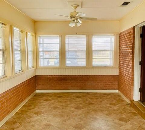 5th image of 835 Idlewilde Ln