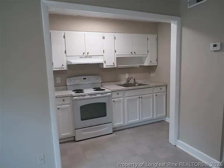 210-18 Colonial Dr — Photo 5