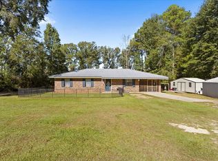 69 Smyrna Rd, Seminary, MS 39479