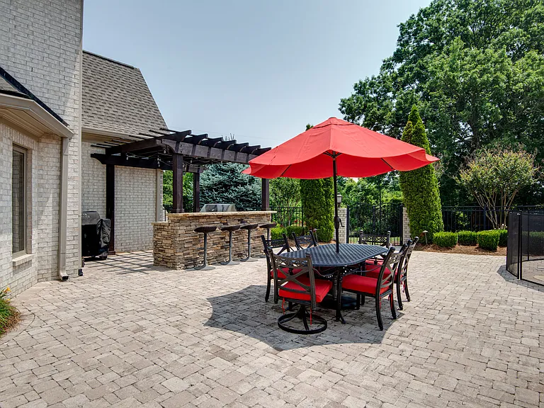 6605 Goshawk Ct — Photo 52