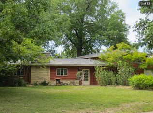 1341 Strong Ave, Lawrence, KS 66044