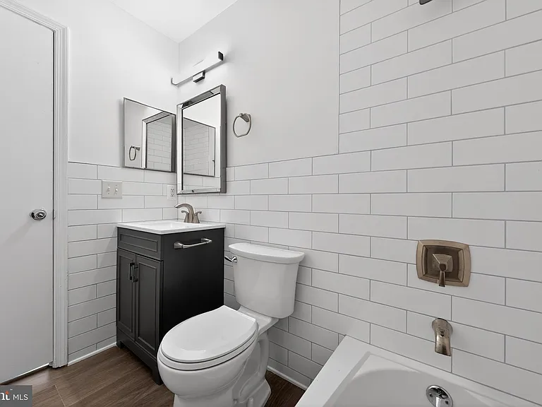 1015 Saint Michaels Dr — Photo 27