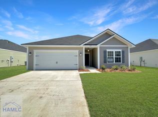 167 Juniper Dr, Hinesville, GA 31313