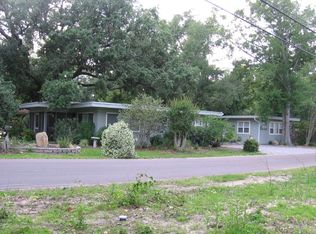 1017 Lafontaine Ave, Ocean Springs, MS 39564