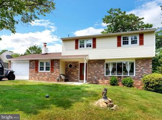 124 N Myrtlewood Ave, Langhorne, PA 19047