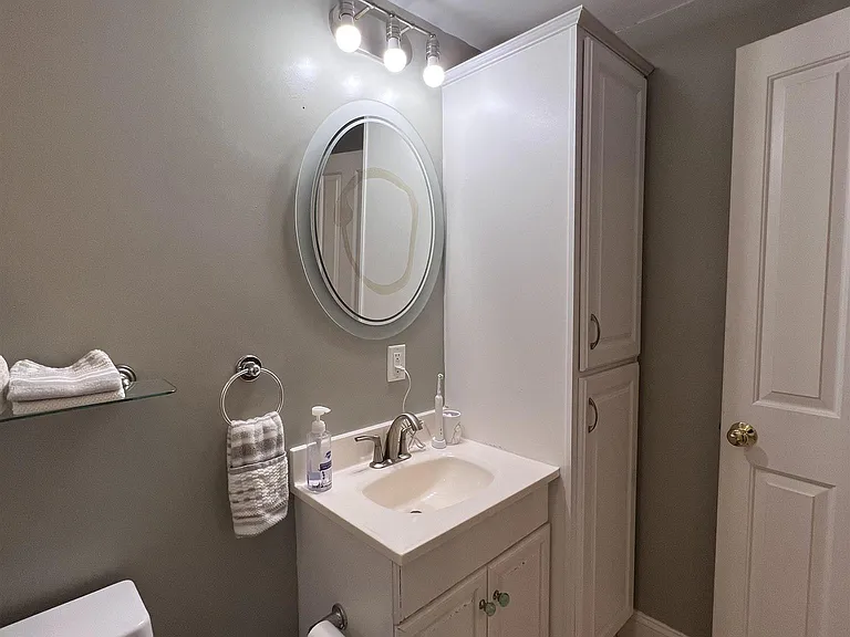146 Clifton St #10 — Photo 15