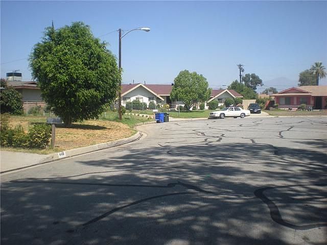 2nd image of 446 E Mesa Dr
