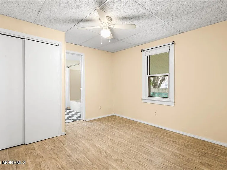 61 Cooney Ave — Photo 6