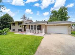 3720 Saint Anne Ave, Jackson, MI 49201